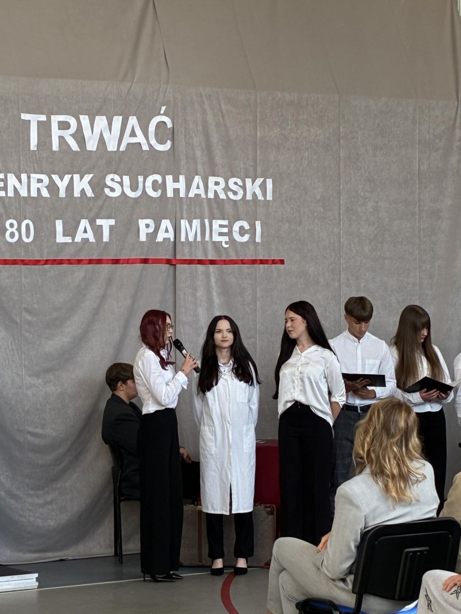 IMG_2327-2 (Copy).jpg